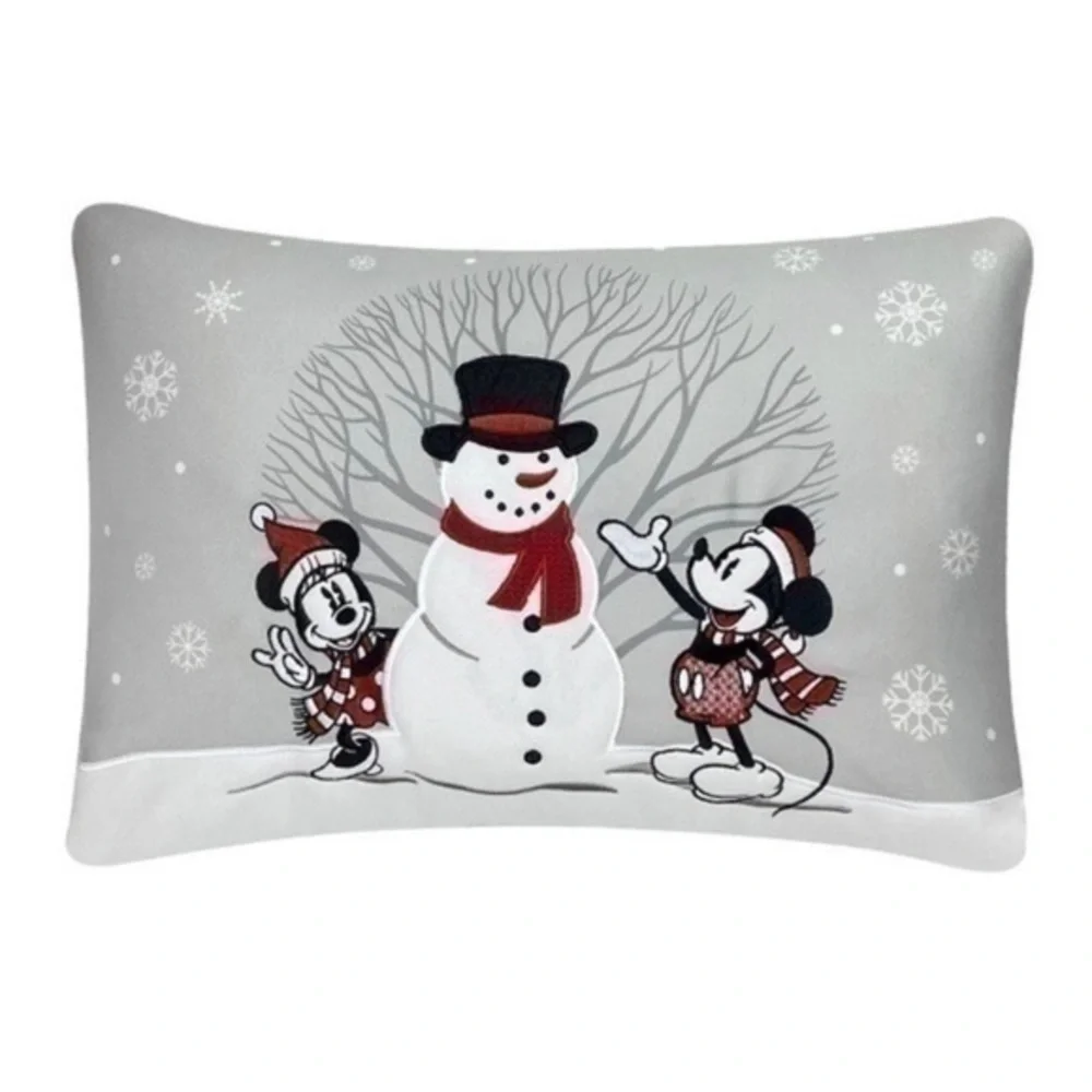 NWT. DISNEY Mickey Mouse Snowman Throw Pillow